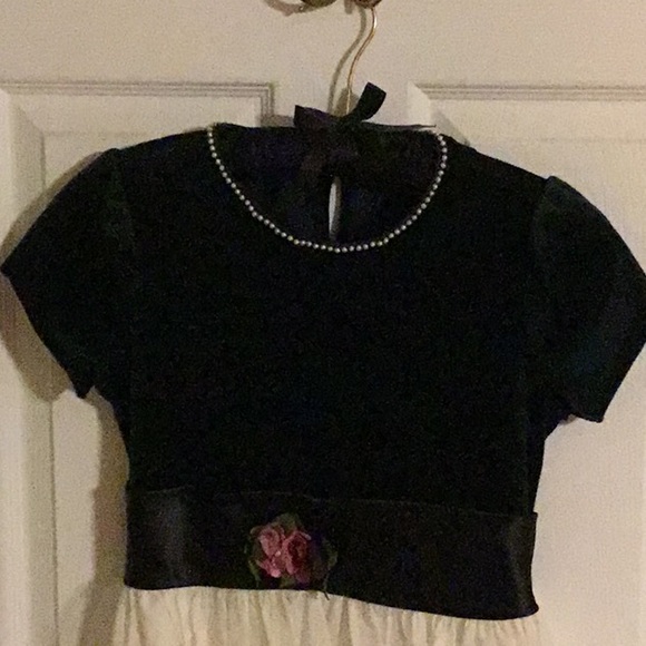 Girls Dress - Picture 5 of 7